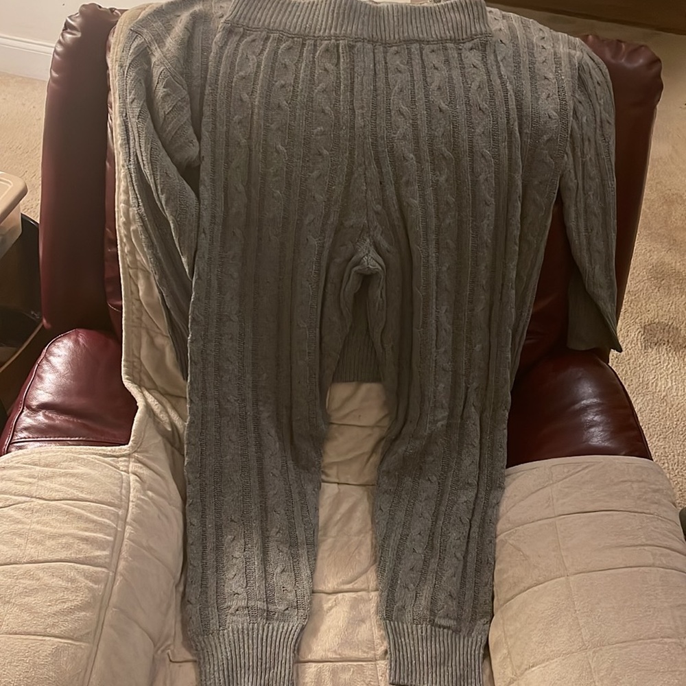 Gray Solid Knit Two Piece Pant Set - image 7